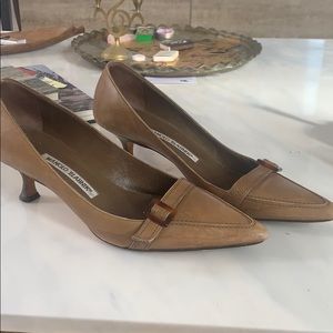 Manolo Blahnik work pumps heels  size 38